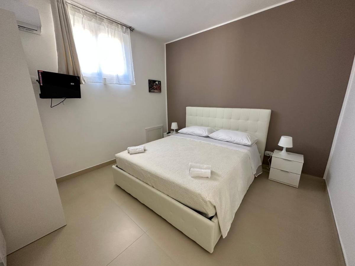 Four Rooms Naxos Giardini Naxos Exterior foto