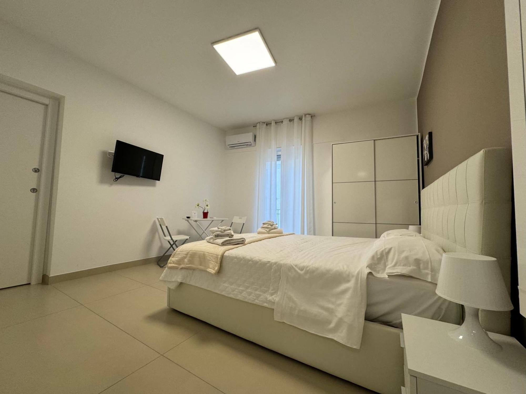 Four Rooms Naxos Giardini Naxos Exterior foto